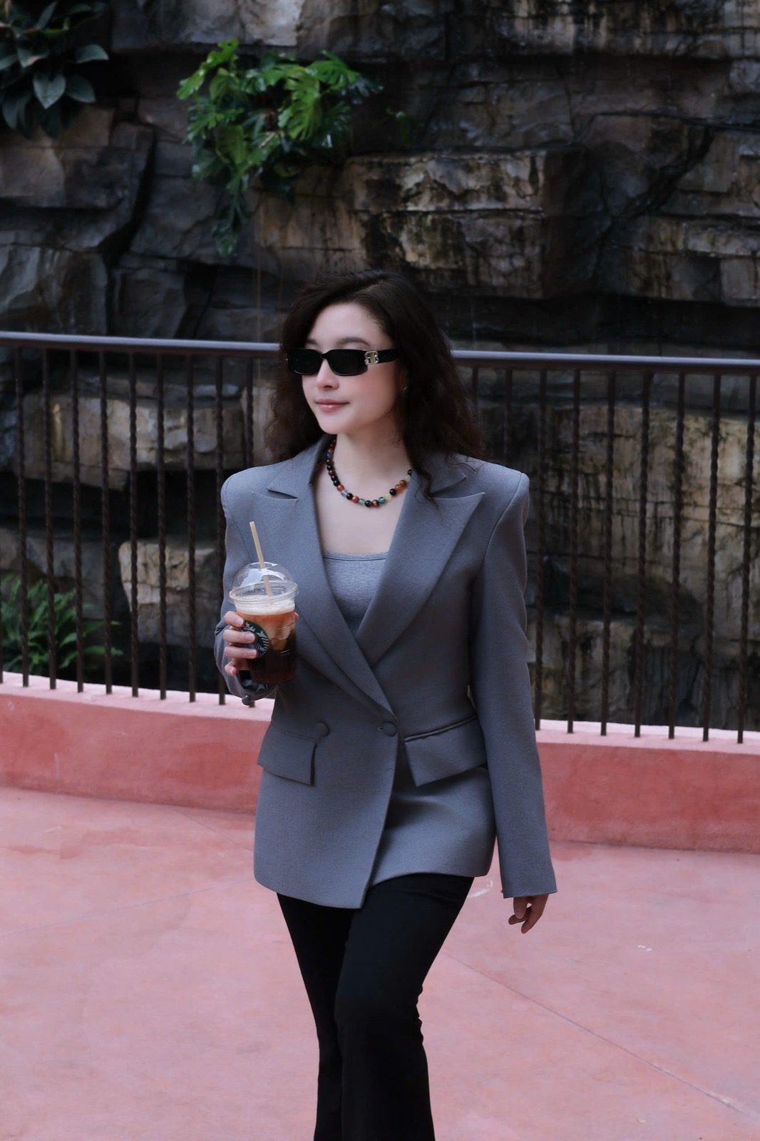 Mrs. Anh Thy - Hình ảnh 2
